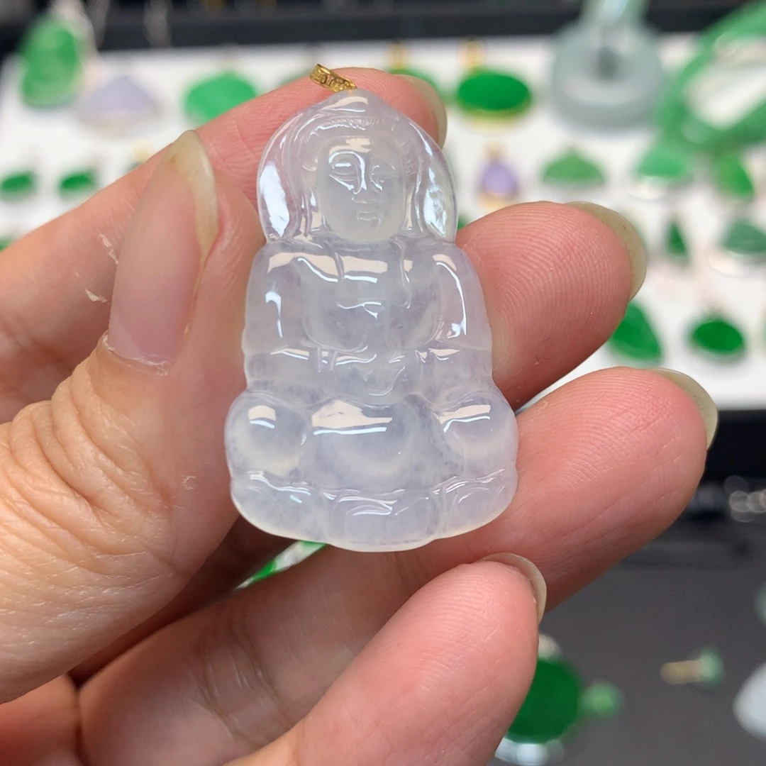 翡翠18K金镶嵌颈饰有纹裂