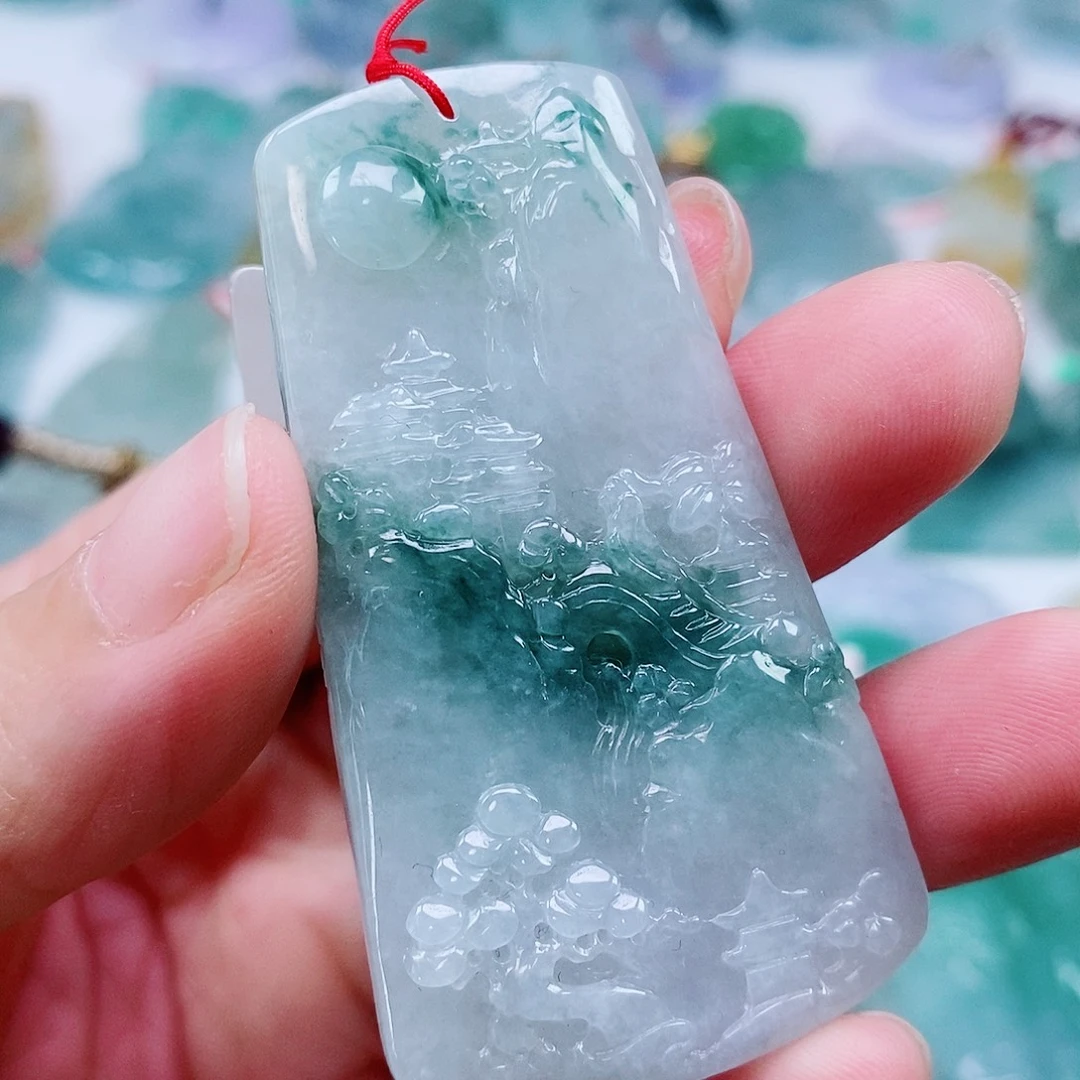 翡翠未镶嵌颈饰天然缅甸A货翡翠山水牌