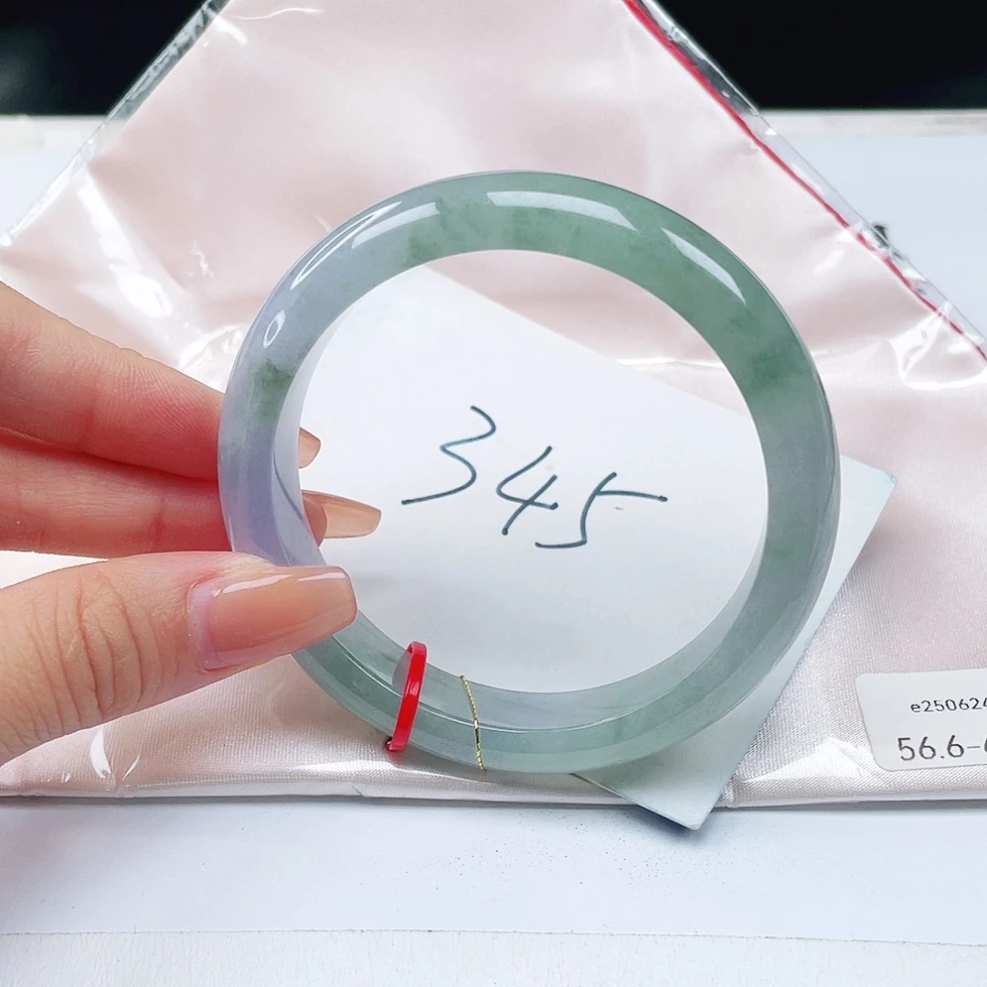 翡翠未镶嵌手镯56+正圈