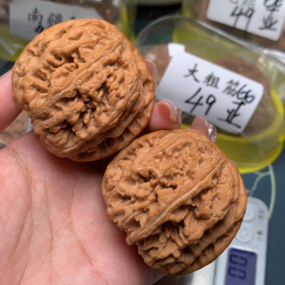 桃核把件50-22627-08