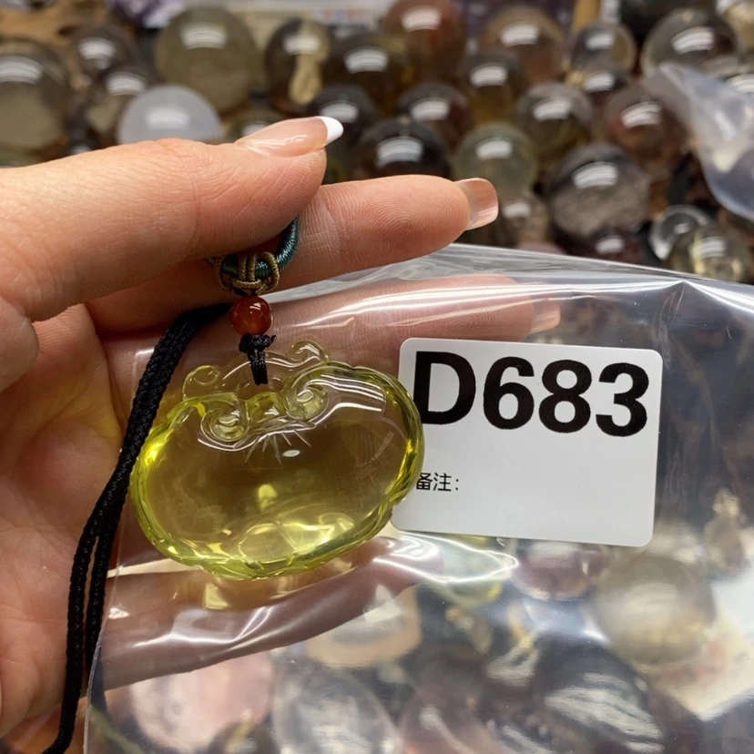 【闪购商品】水晶吊坠精品未镶嵌