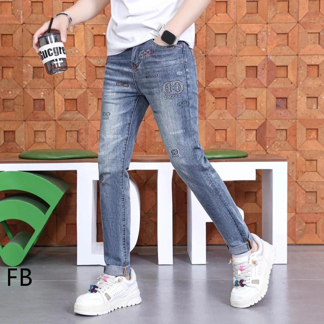 3690夏季新款时尚潮流男士修身显瘦小脚牛仔裤