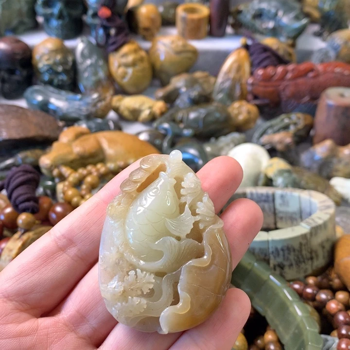 未镶嵌岫岩河磨玉（透闪石质玉）笔搁