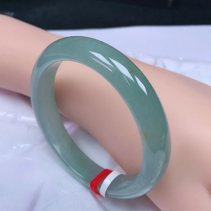 【闪购商品】翡翠手镯未镶嵌，