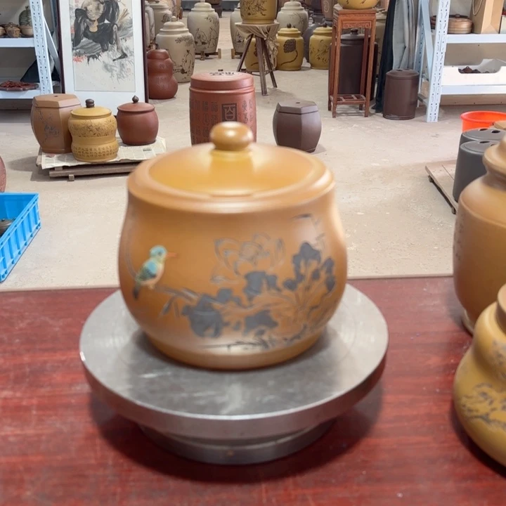 茶叶罐紫砂。。。。。。在。。。