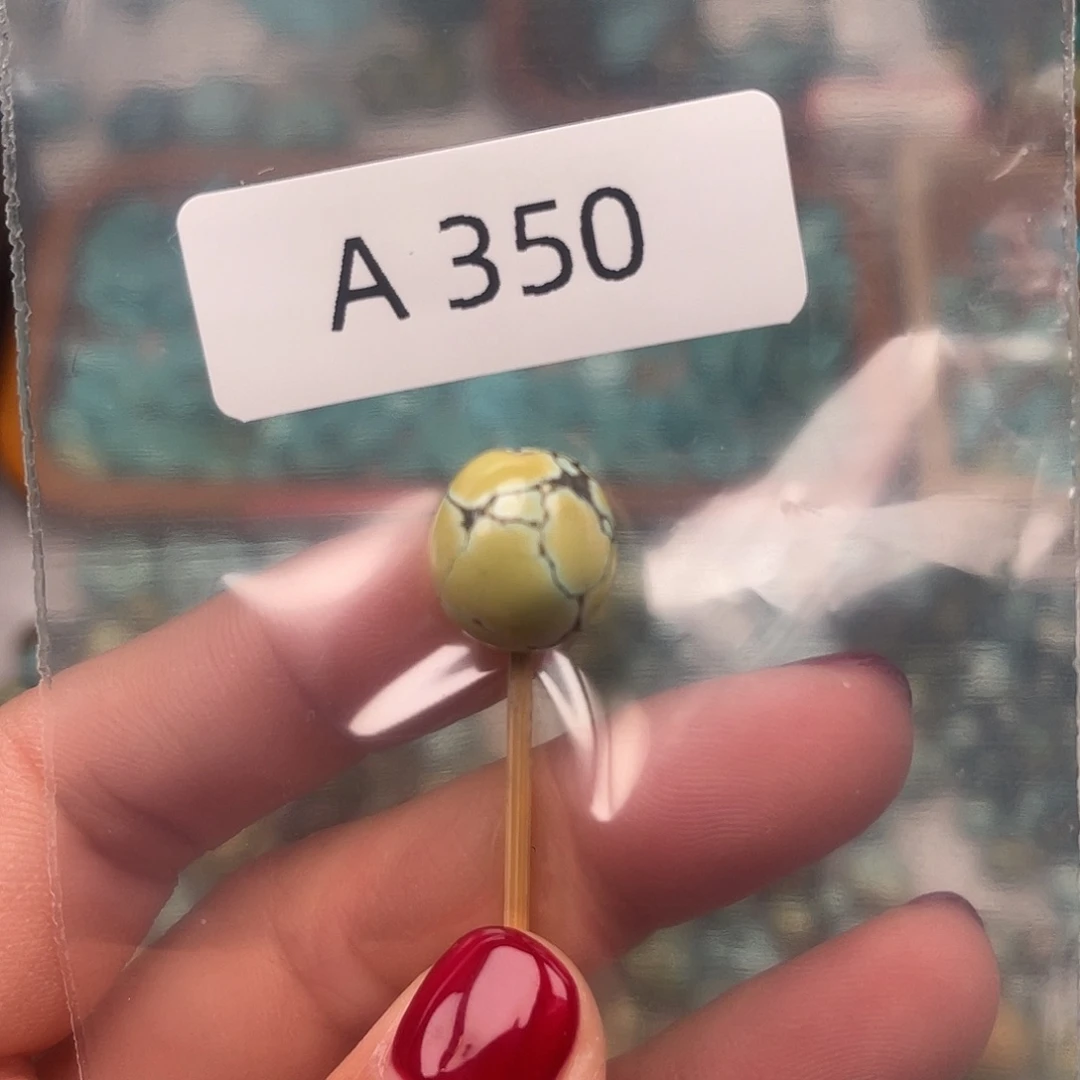 绿松石未镶嵌绿松石珠子