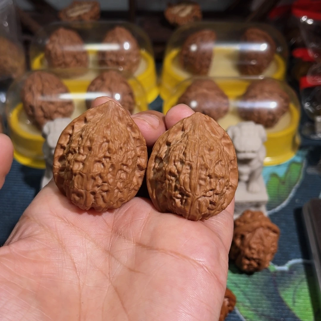 文玩核桃把件吸血鬼