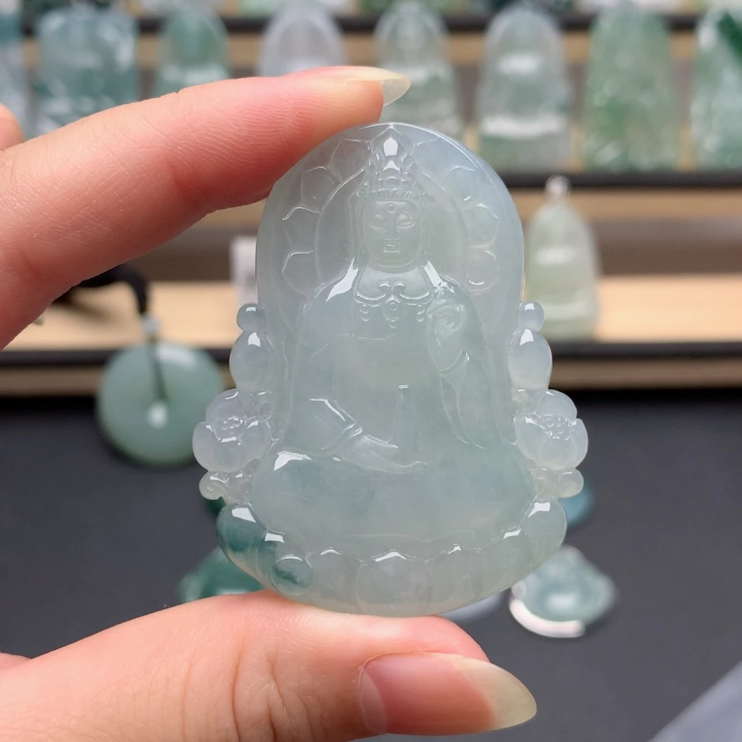 颈饰未镶嵌翡翠素衣