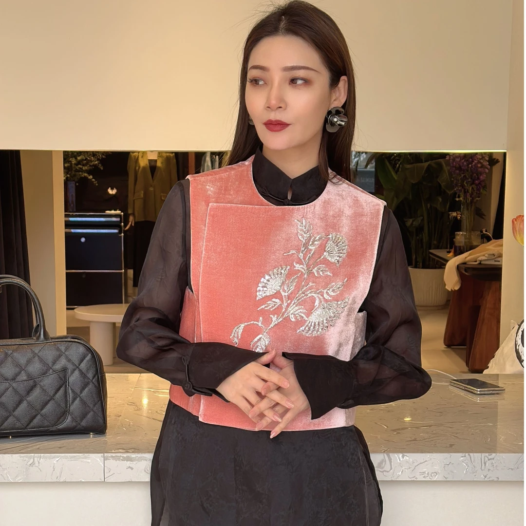 【刘彤推荐】玉琼合欢花珠片绣马甲