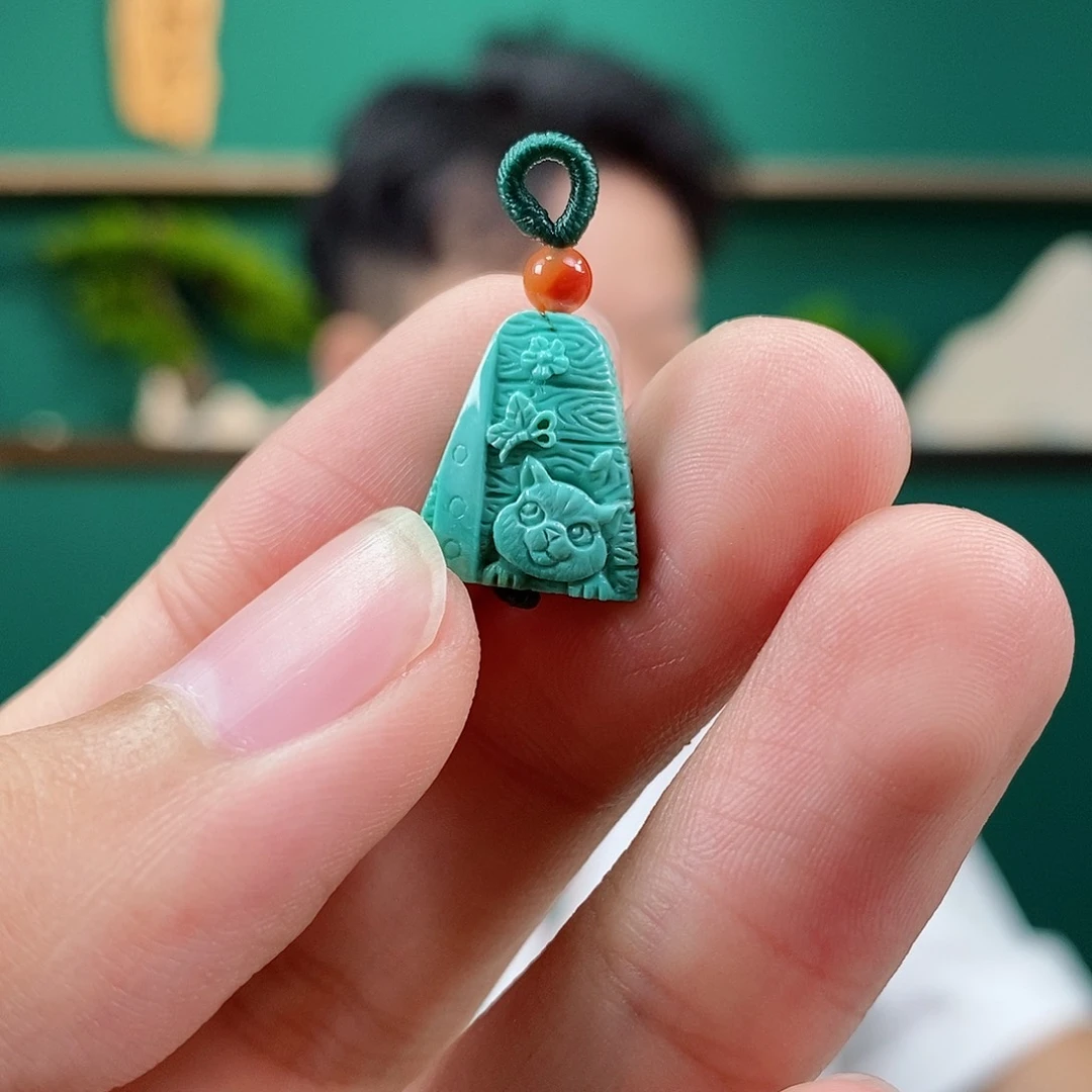 未镶嵌绿松石珠宝奇石