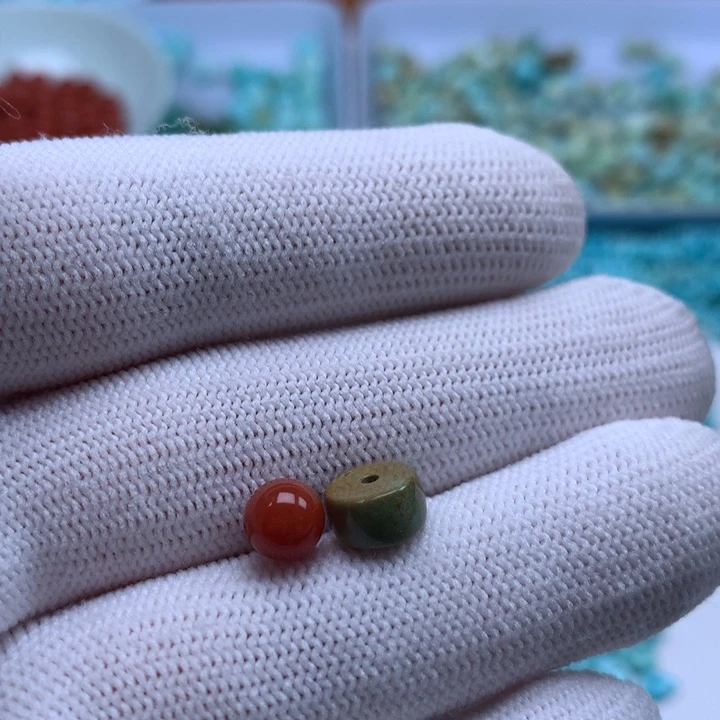 南红玛瑙未镶嵌珠宝奇石