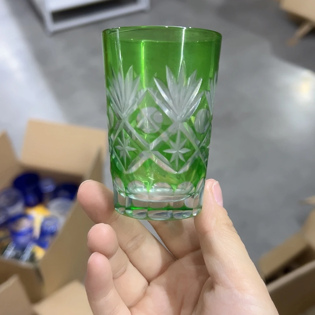 水晶玻璃平底款微瑕一个