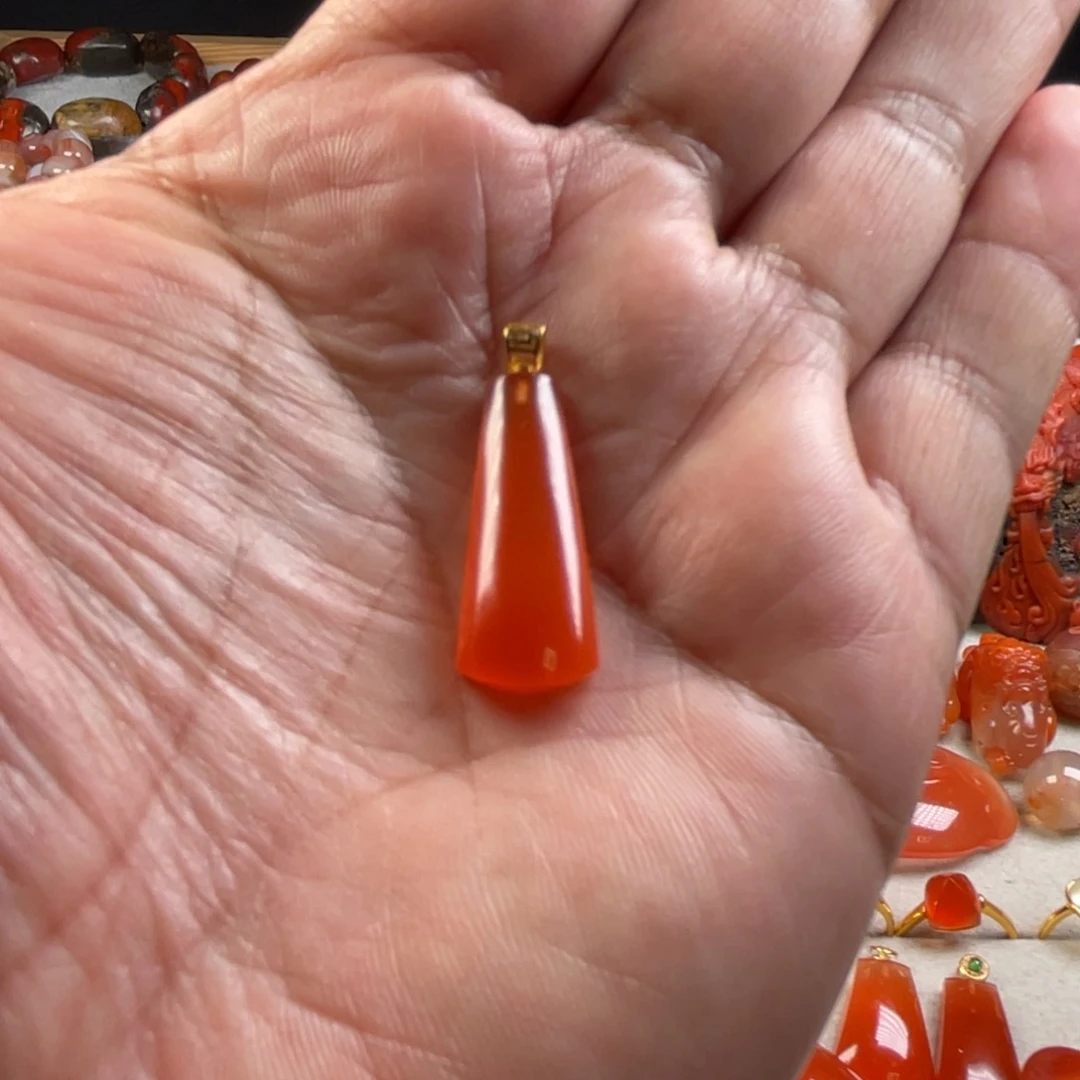 南红玛瑙保山天然原矿杨柳冰红18k金镶嵌无事牌18K金阳*路