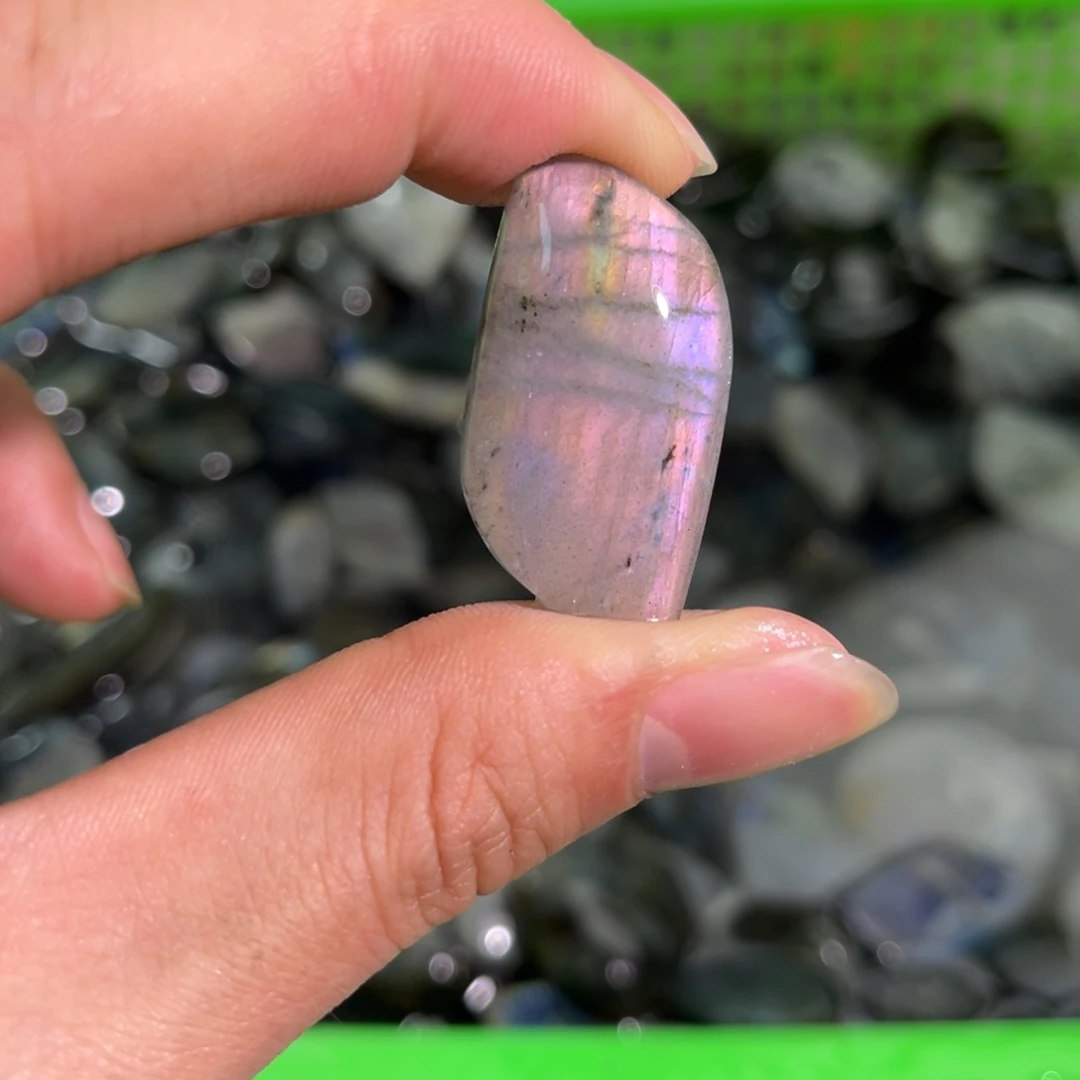 拉长石吊坠未镶嵌小*吕