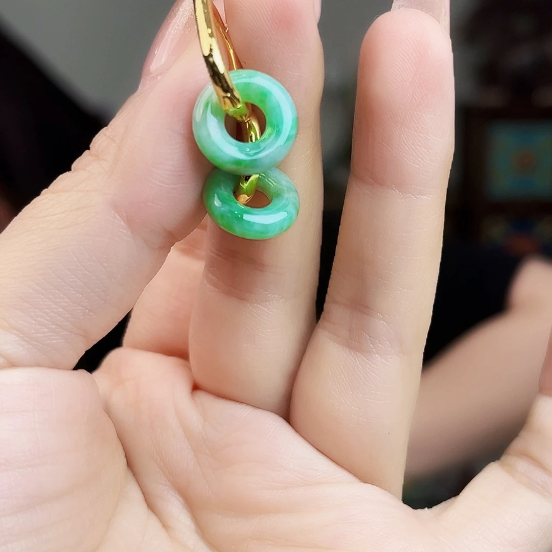 翡翠未镶嵌颈饰耳饰