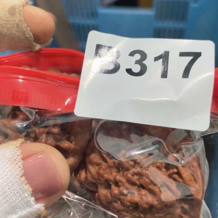 万***心瓷片直播间火爆热卖