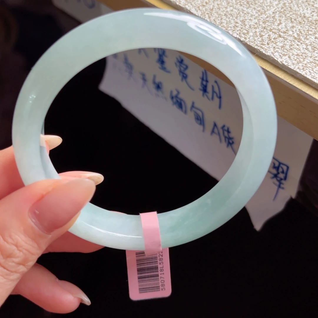 翡翠未镶嵌手镯手镯