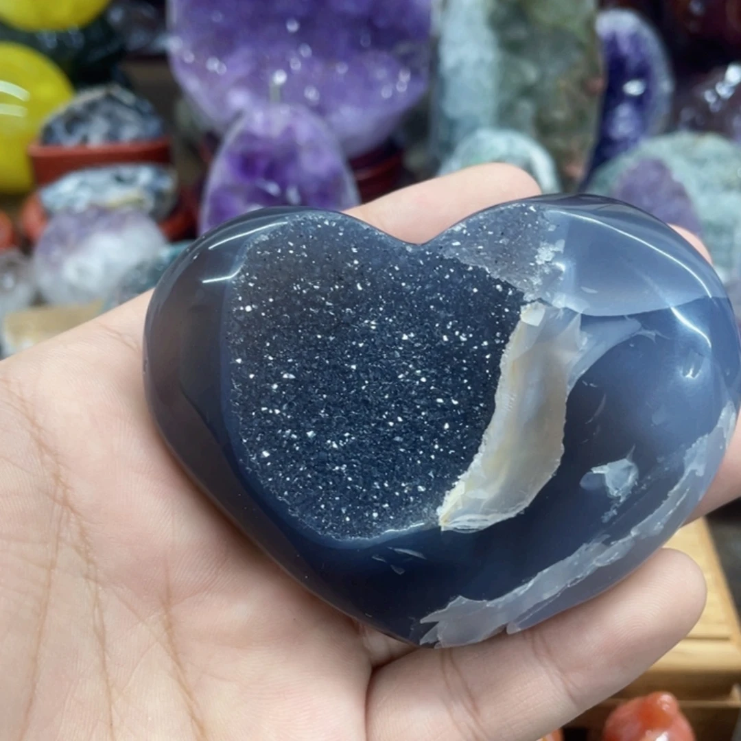 紫晶未镶嵌大型摆件（非配饰）
