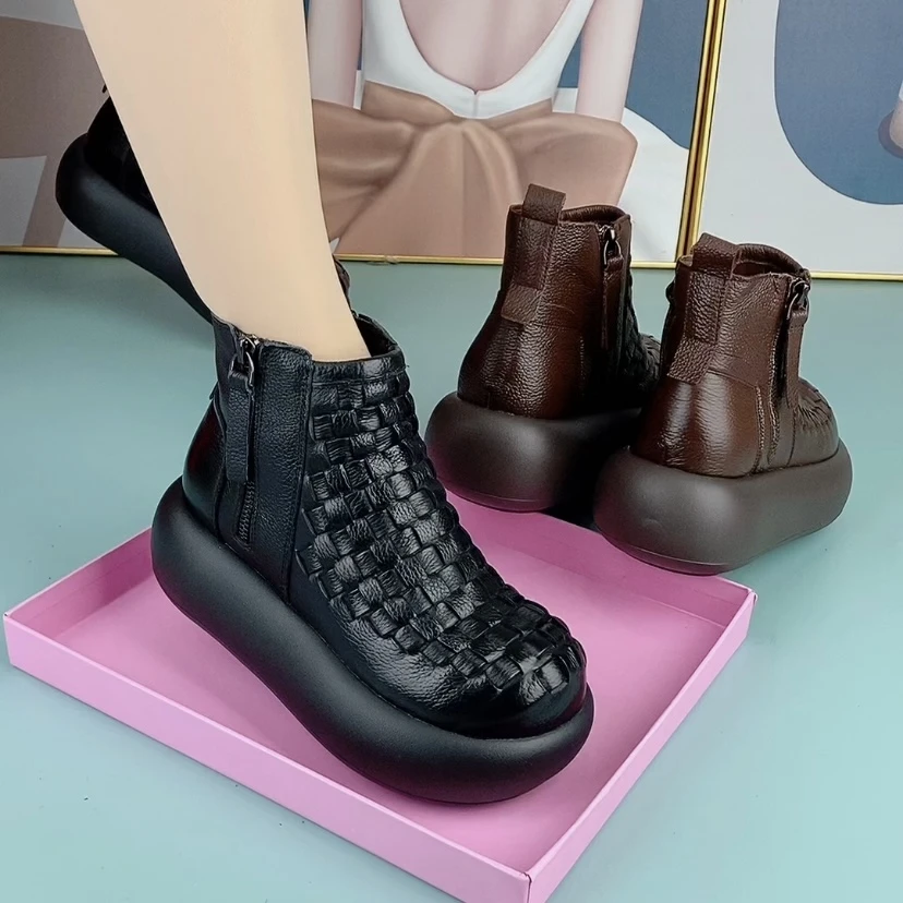 62232-1秋季爆款真皮软面编织女靴头层牛皮圆头松糕增高百搭短靴