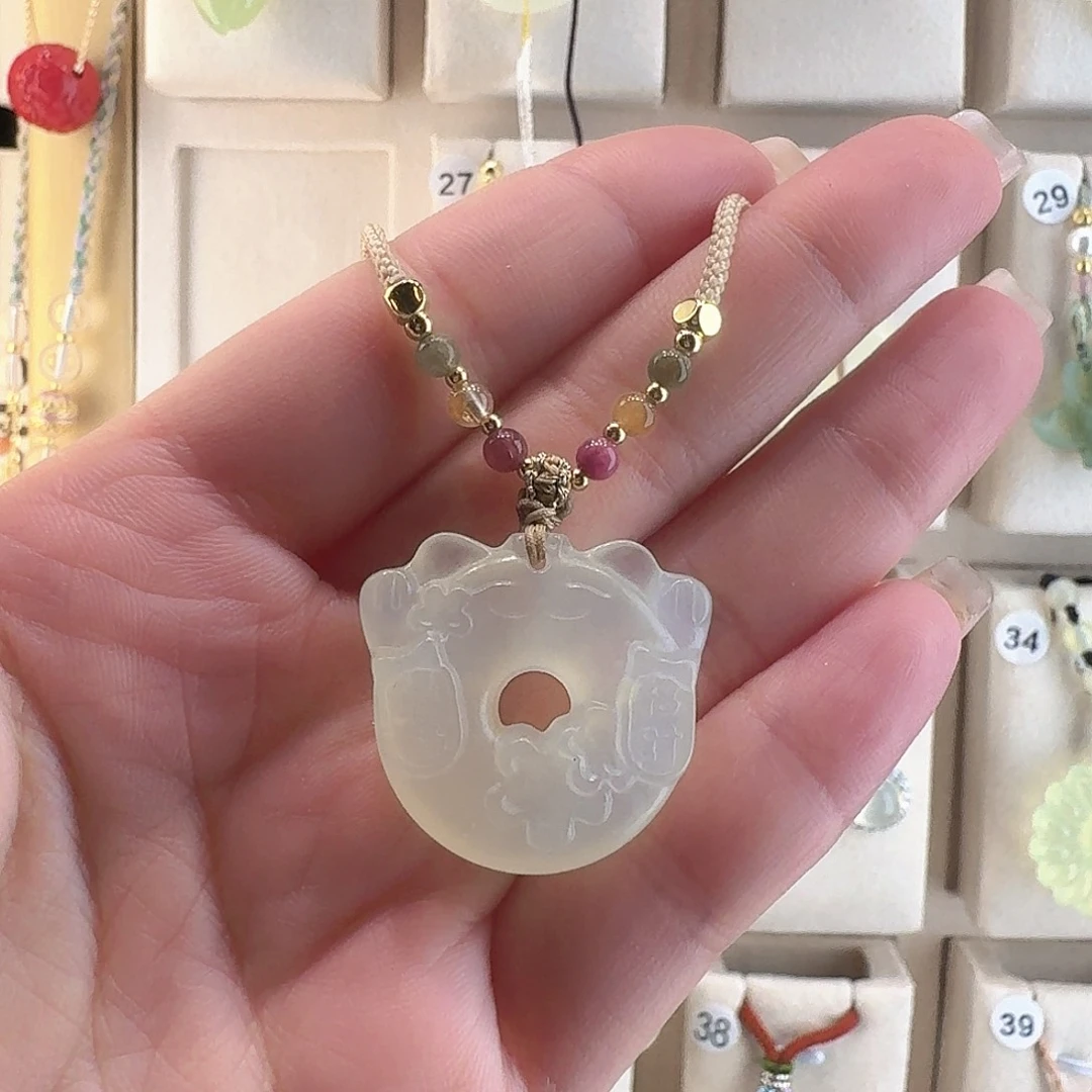 透闪石-蛇纹石玉招财猫未镶嵌