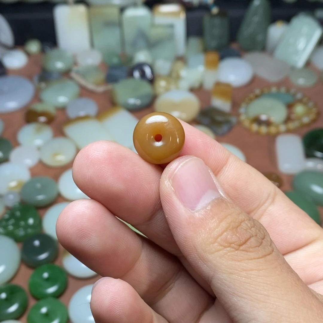 和田玉吊坠(不含链)未镶嵌