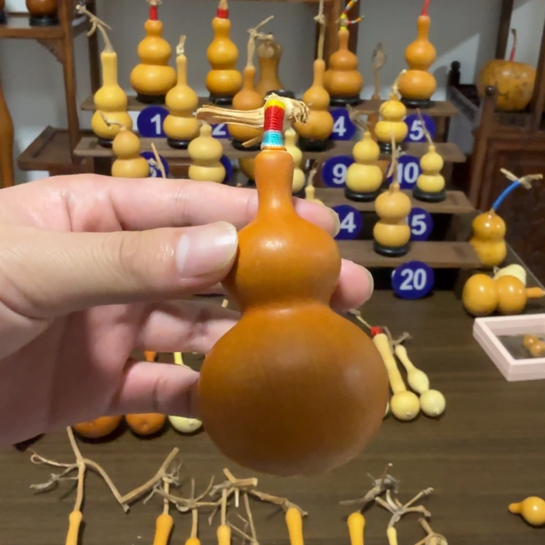 宝***.精品老皮八宝周正