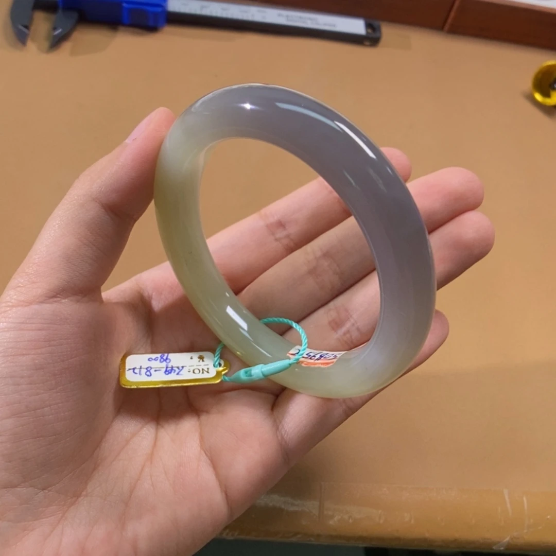 【闪购商品】和田玉手镯未镶嵌5556紫晴半山水