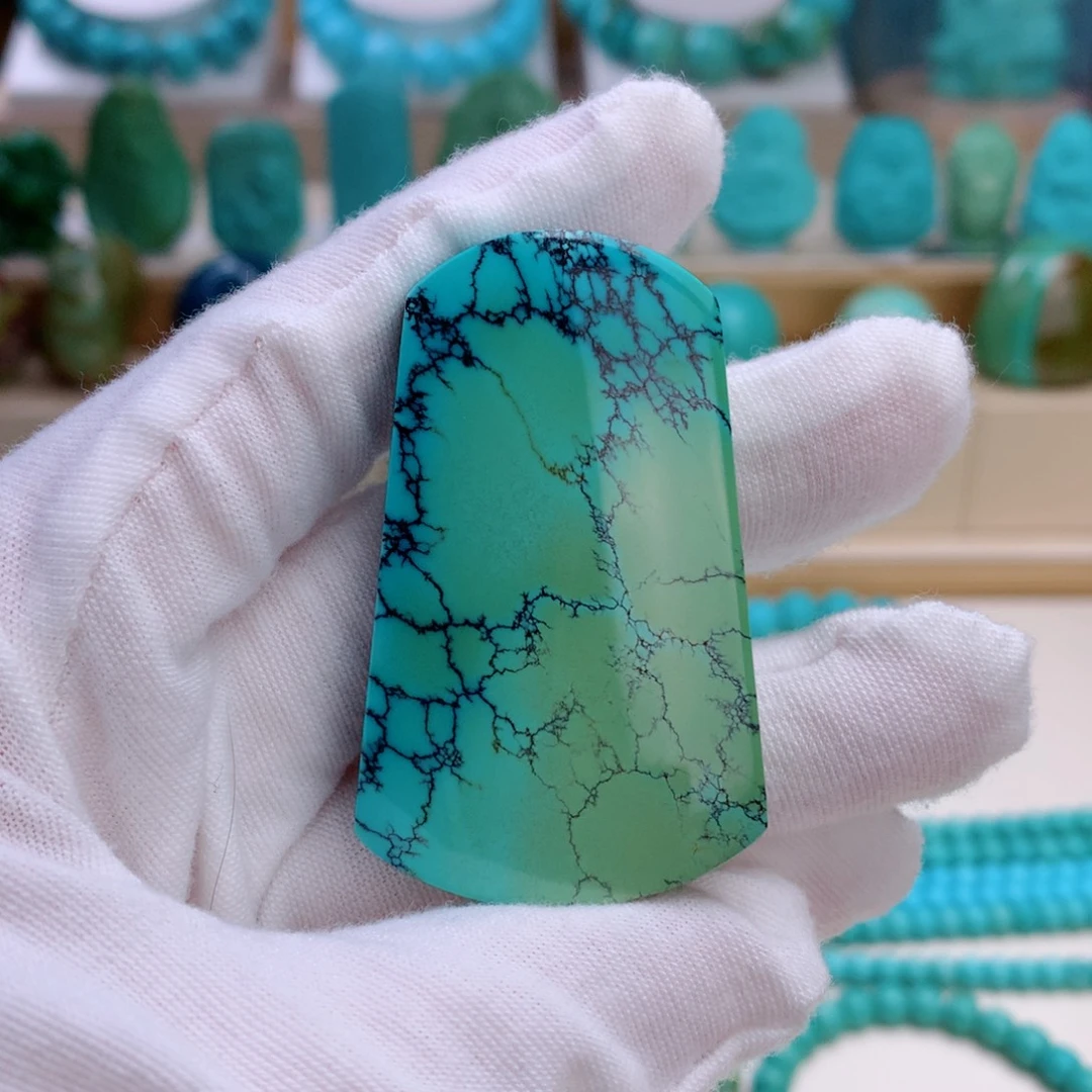 绿松石未镶嵌挂件