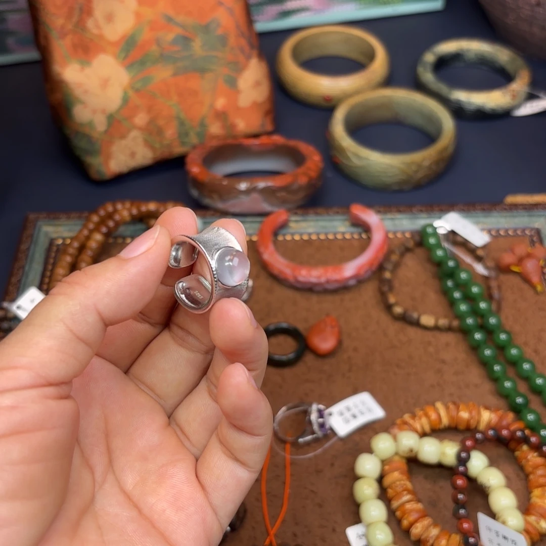 日***日玛瑙/玉髓手链未镶嵌