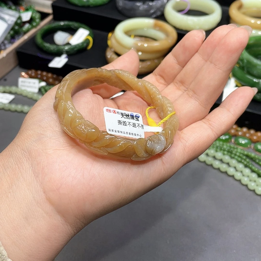 和田玉手镯57圈口41未镶嵌