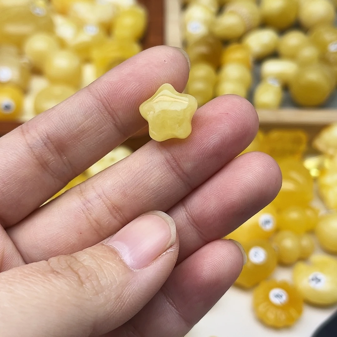 蜜蜡未镶嵌裸石天然