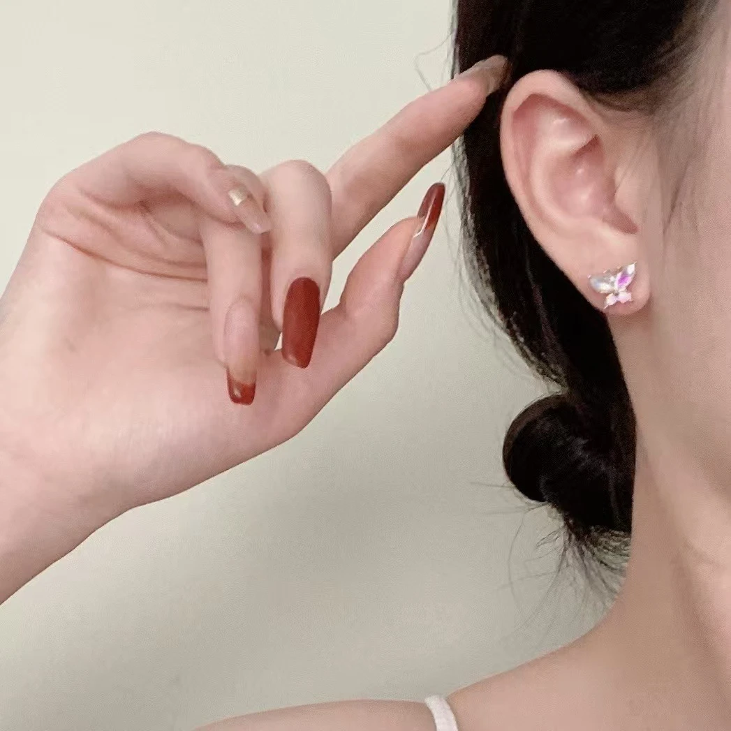 铜合金锆石耳饰 小众不对称蝴蝶十字锆石耳钉辣妹简约百搭气质高