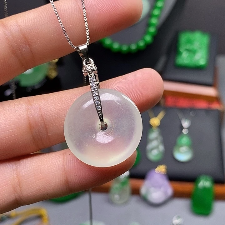 吊坠(赠链)未镶嵌翡翠