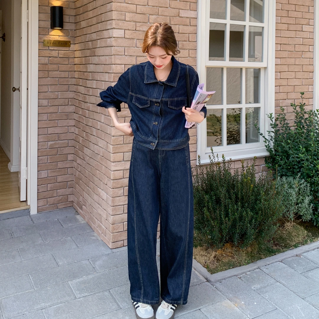 蓝色复古休闲牛仔套装女2025春新款港风翻领外套高腰阔腿裤两件套