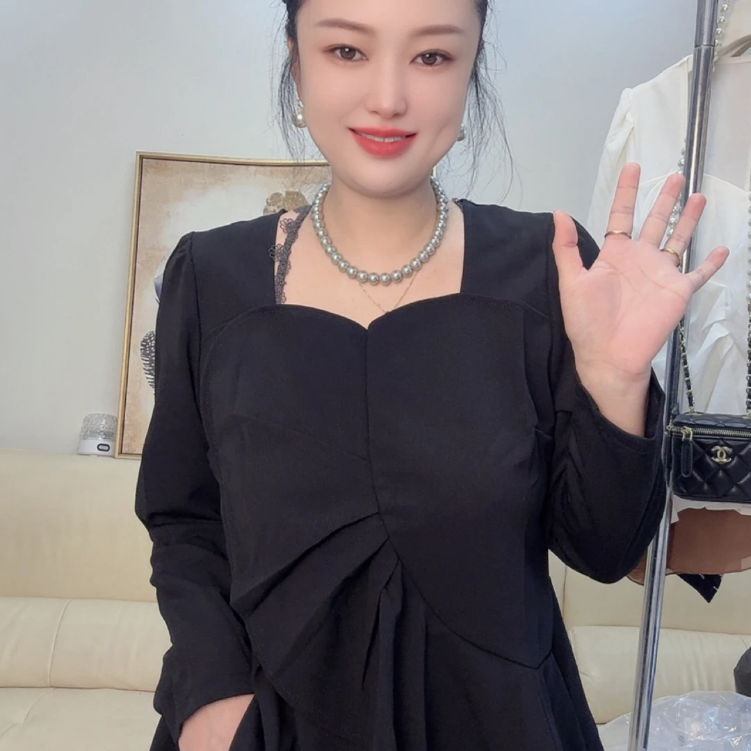 ~新款显瘦女人款正肩长袖衫