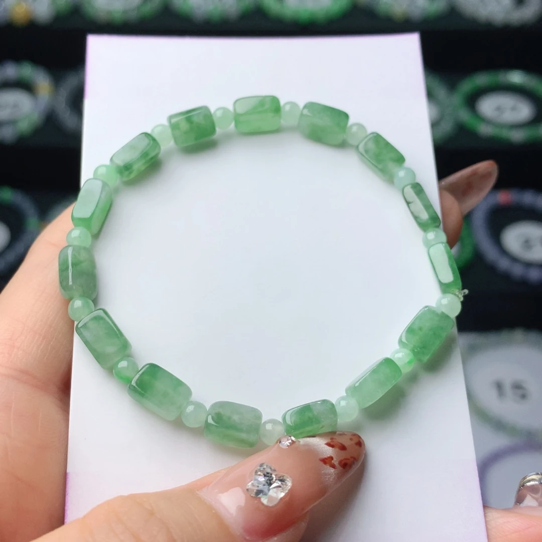 翡翠未镶嵌手链翡翠
