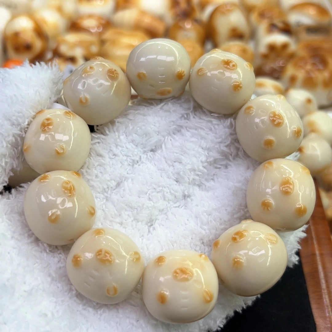 ƪ***雅菩提根/象牙果手串68 象牙果原果炭烧年糕卡皮巴拉瑕疵款