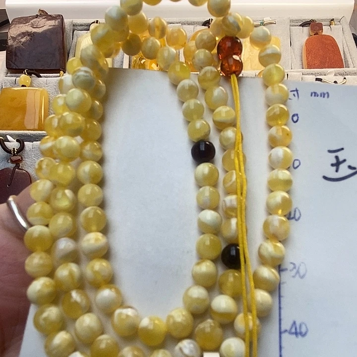 琥珀未镶嵌珠宝奇石