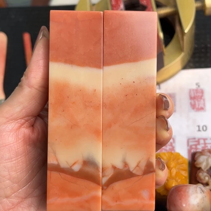 巴***蒂寿山石印石现场纯手工制作工艺精美