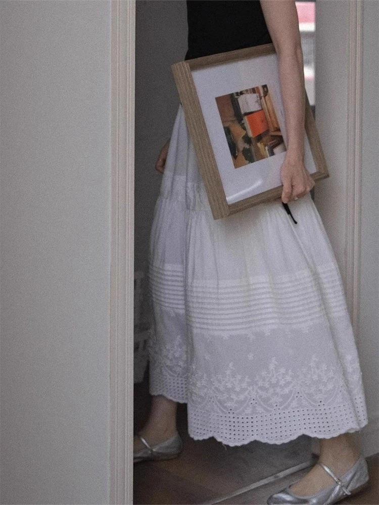法式高级感白色花边高腰时尚优雅休闲夏季薄款垂感中长裙a字伞裙