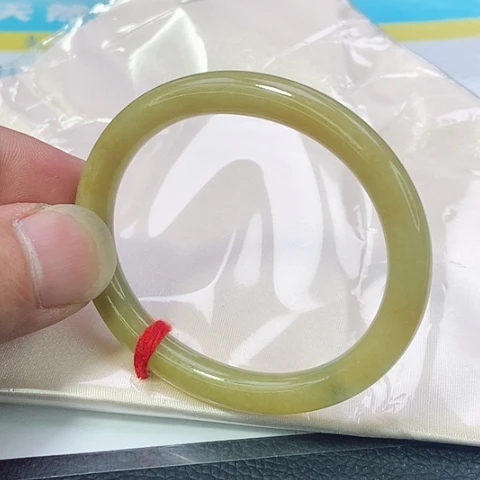 翡翠手镯（贵妃镯）未镶嵌0775号