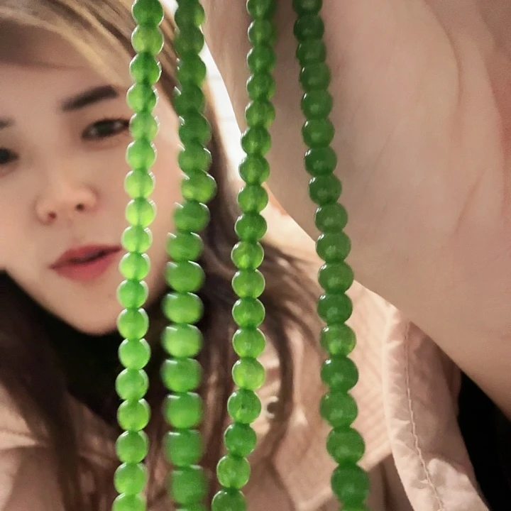 石英质玉（金丝玉）未镶嵌颈饰