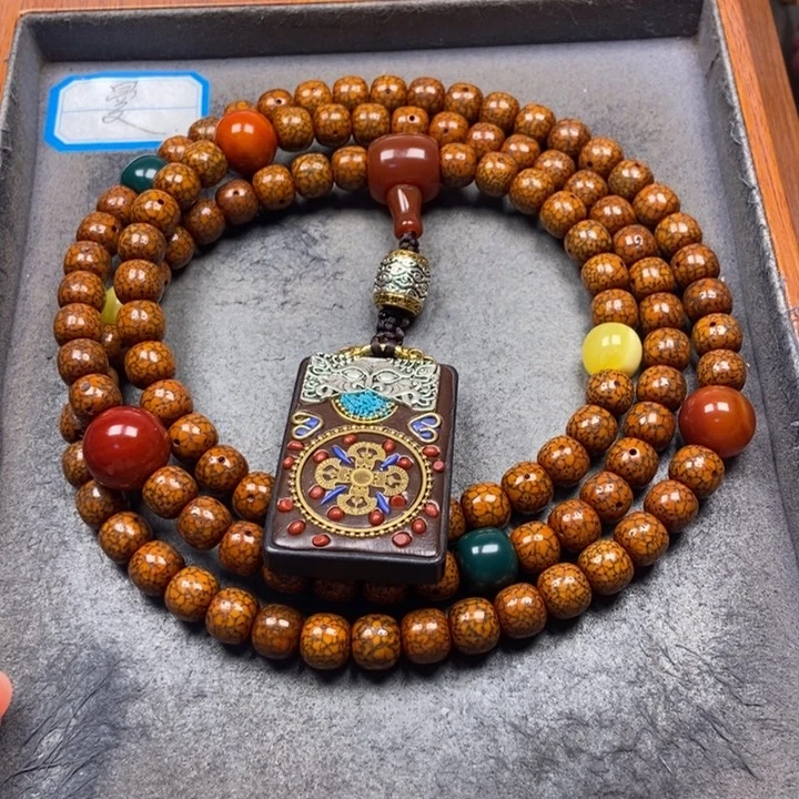 星月菩提吊坠菩提