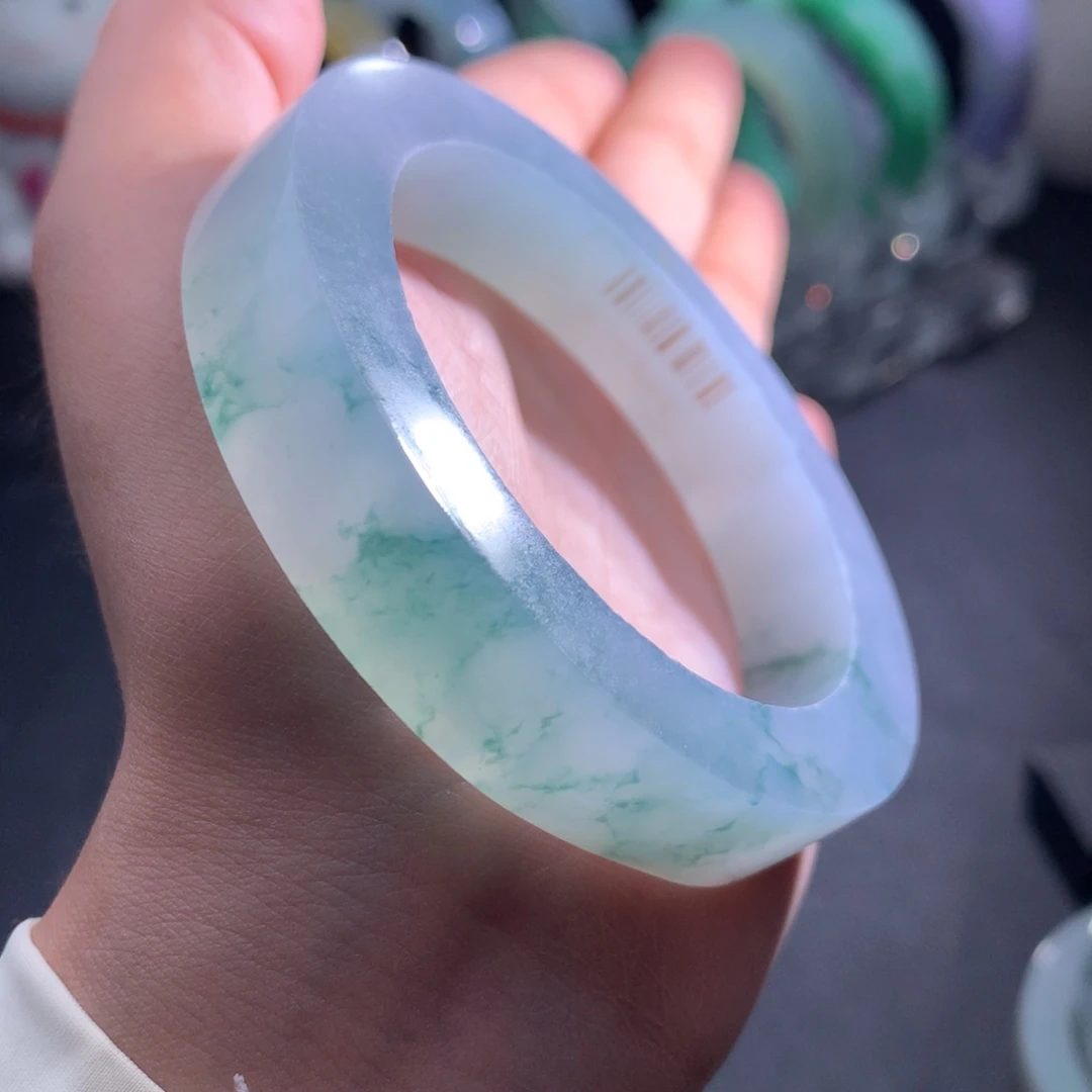 未镶嵌翡翠定制翡翠冰飘花