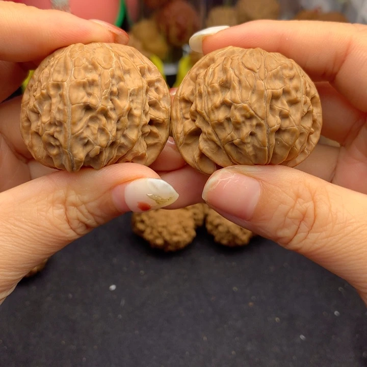 文玩核桃吊坠磨盘