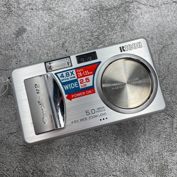 9新 Ricoh/理光 r2 CCD 网红冷白复古清晰相机 NO退换