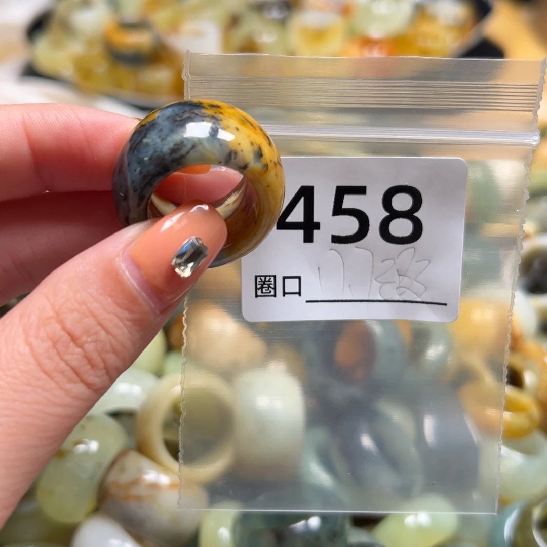 悦***好蛇纹石玉未镶嵌戒指