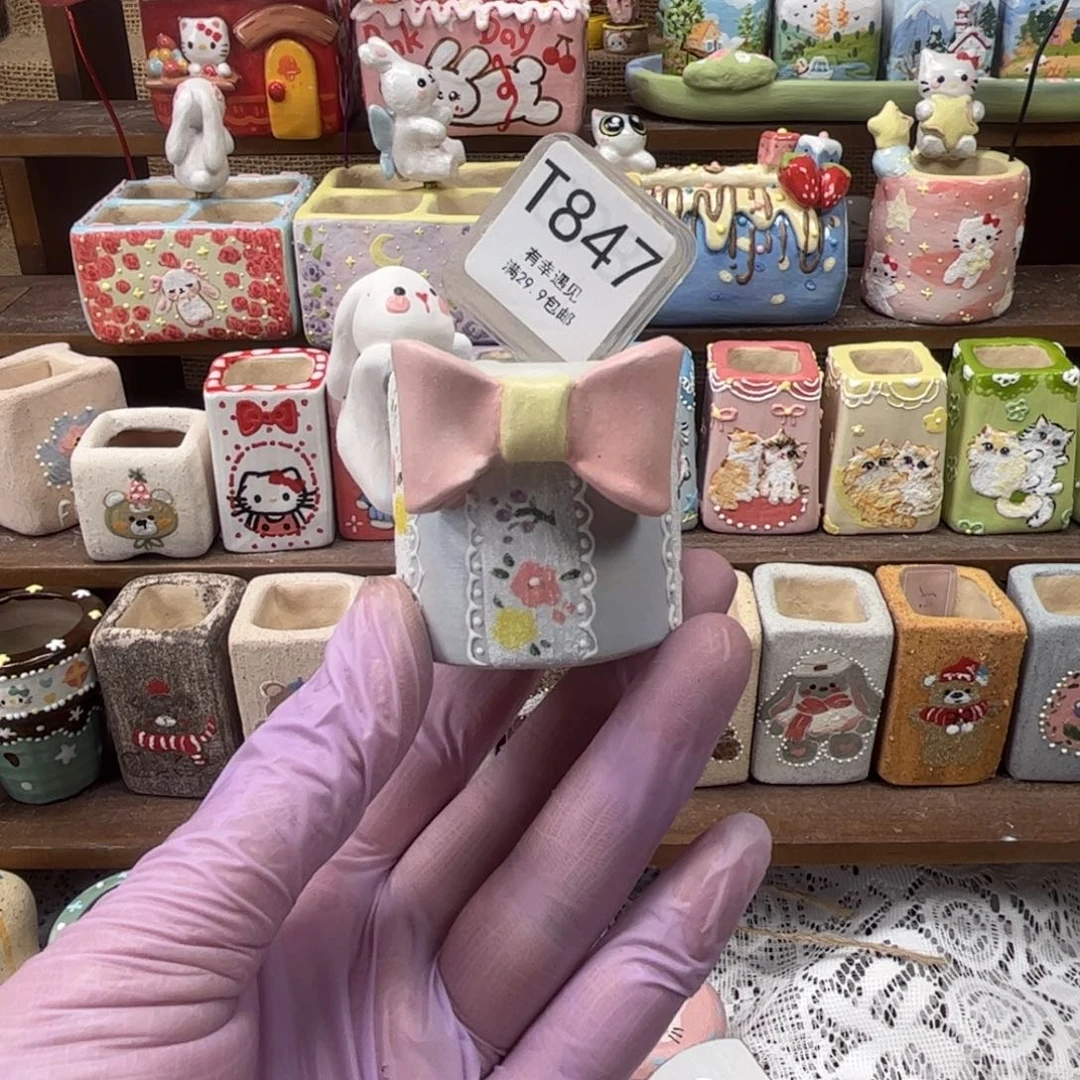 847兔子布艺手绘花盆
