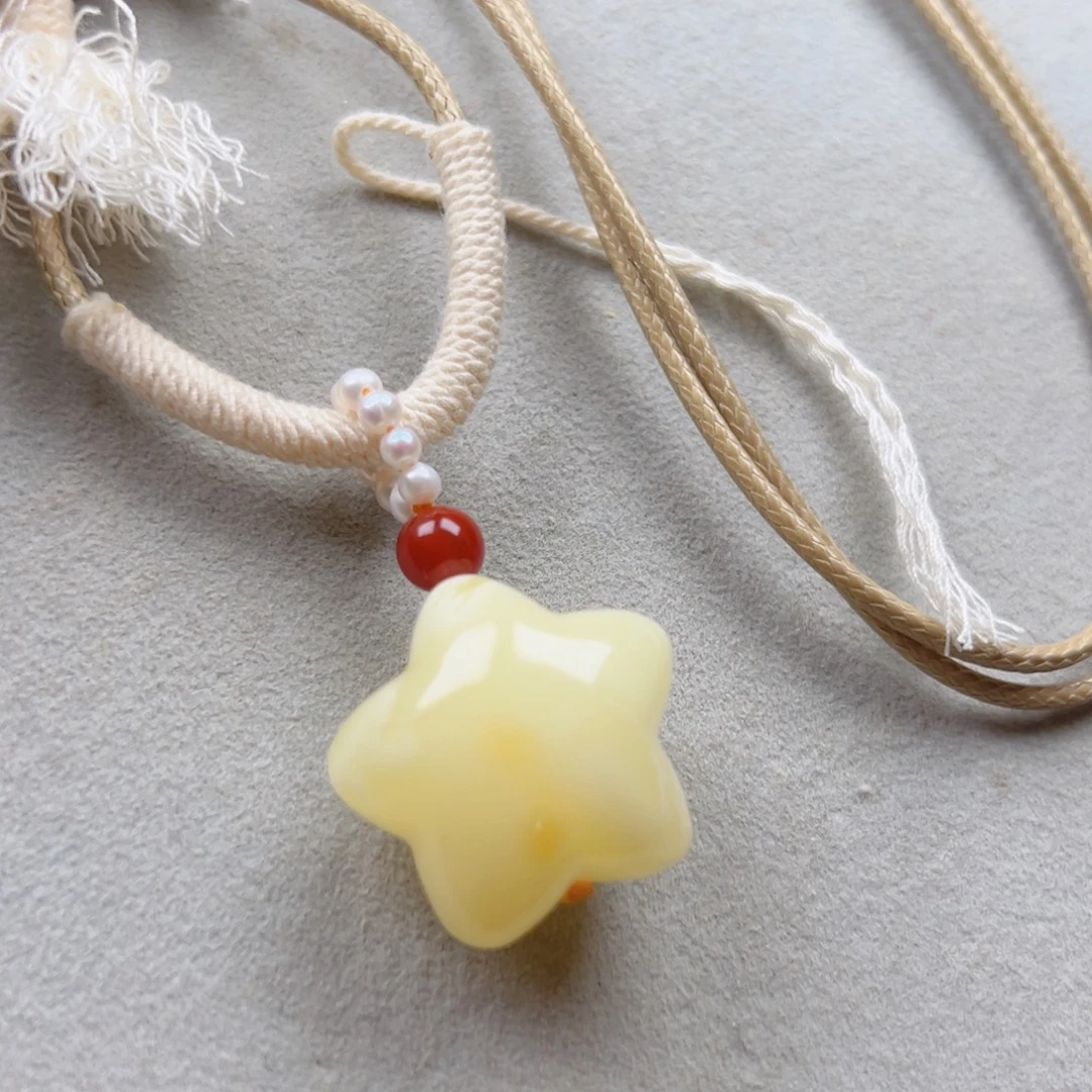 蜜蜡未镶嵌颈饰白蜜小星星