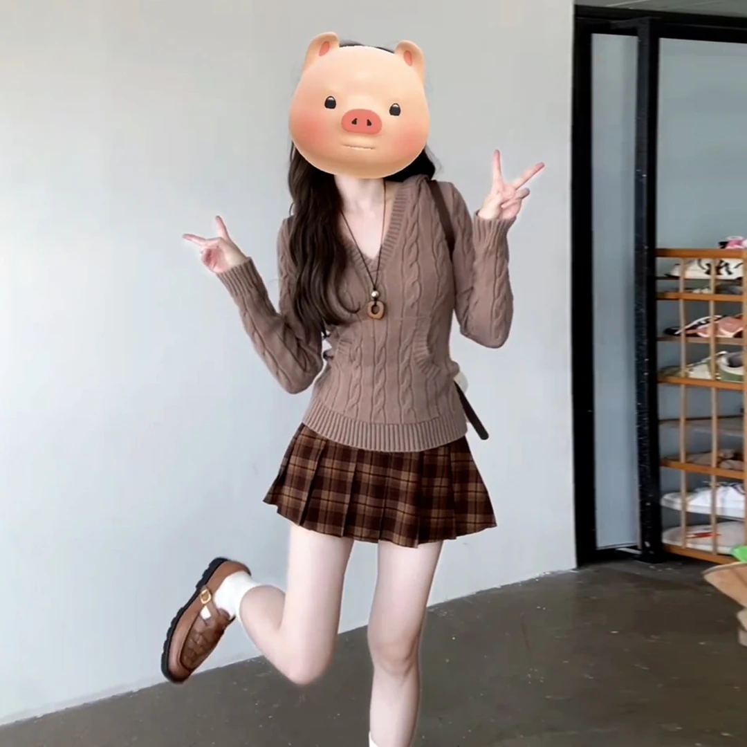 学院风复古V领麻花毛衣咖色半身连衣裙女早秋新款韩系穿搭一整套